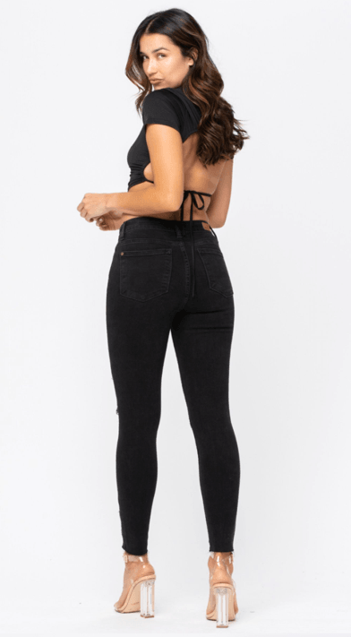 JB-82168 - Free Rein on Main